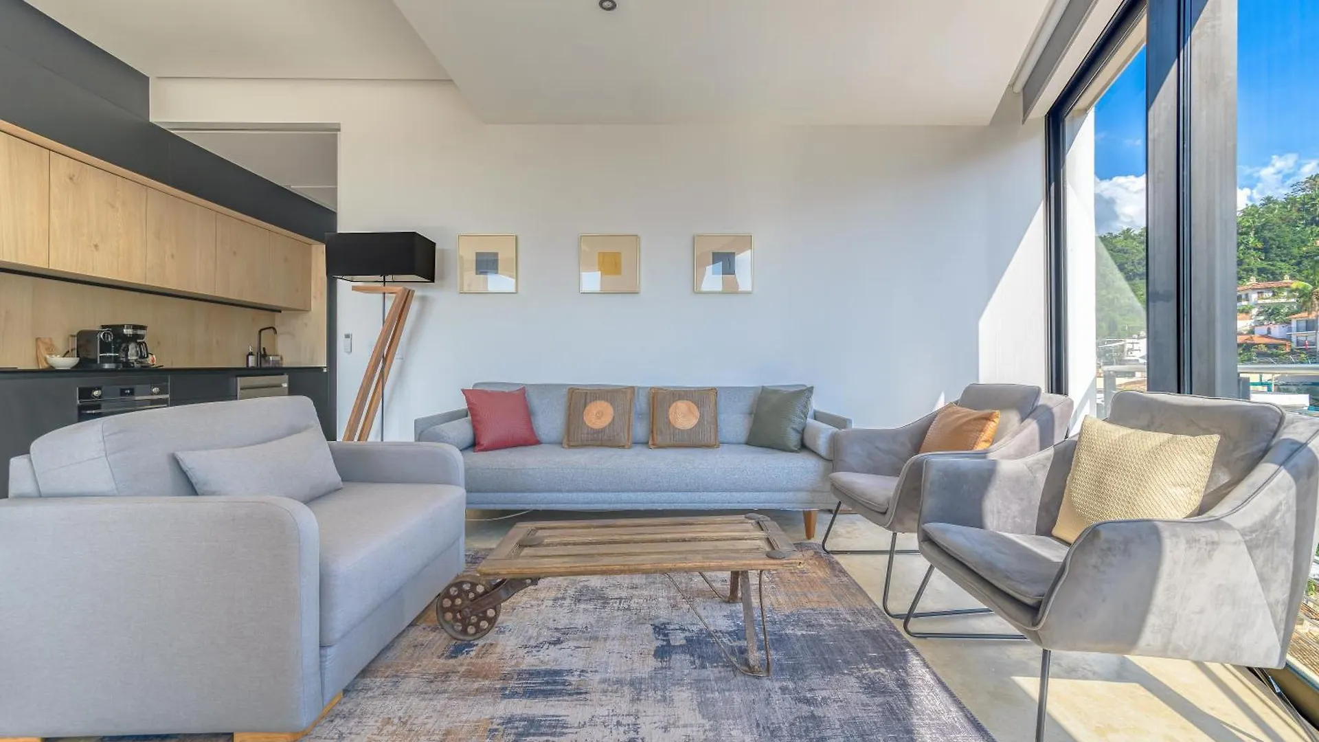 Maxwell Residences Romantic Zone Puerto Vallarta