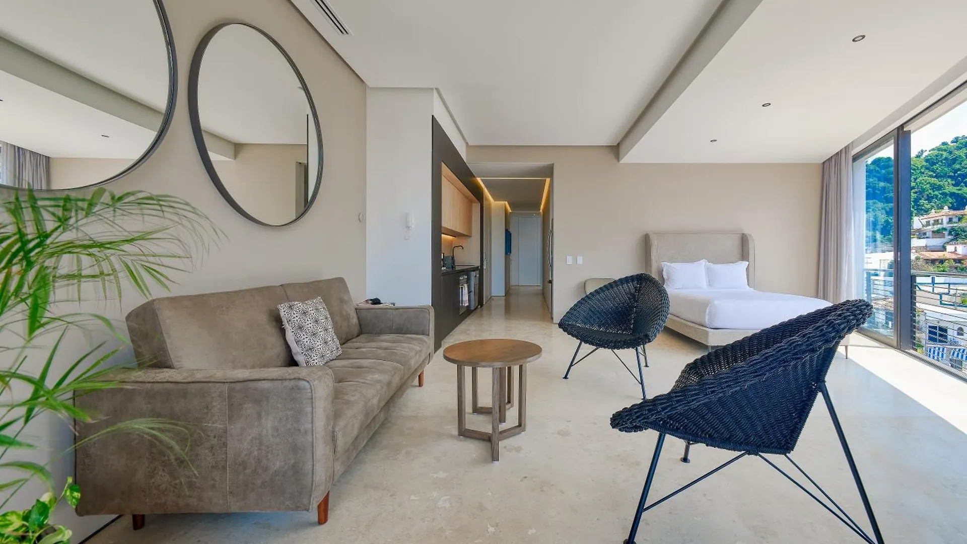 **** Hotel Maxwell Residences Romantic Zone Puerto Vallarta Mexico