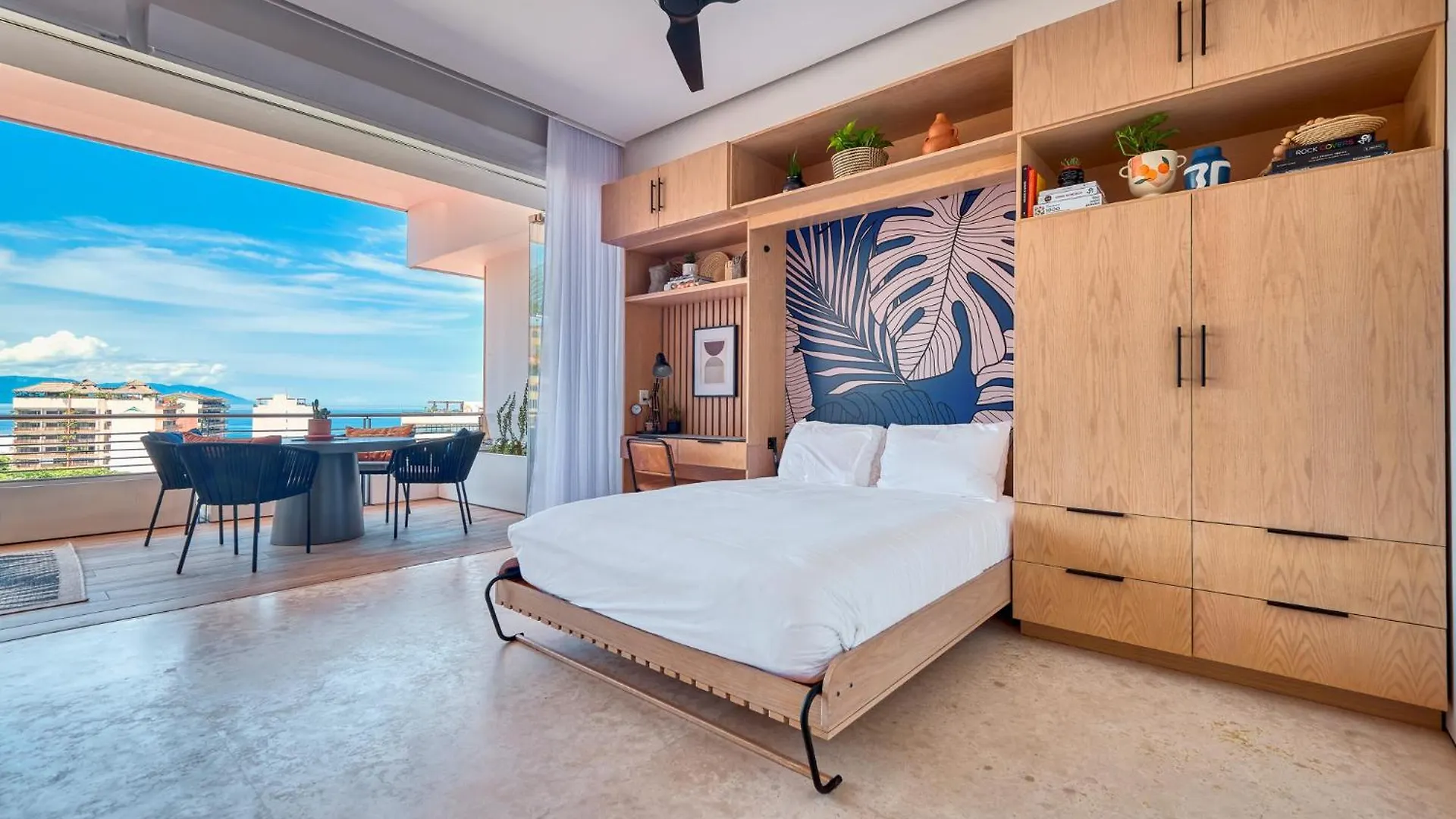 **** Hotel Maxwell Residences Romantic Zone Puerto Vallarta Mexico