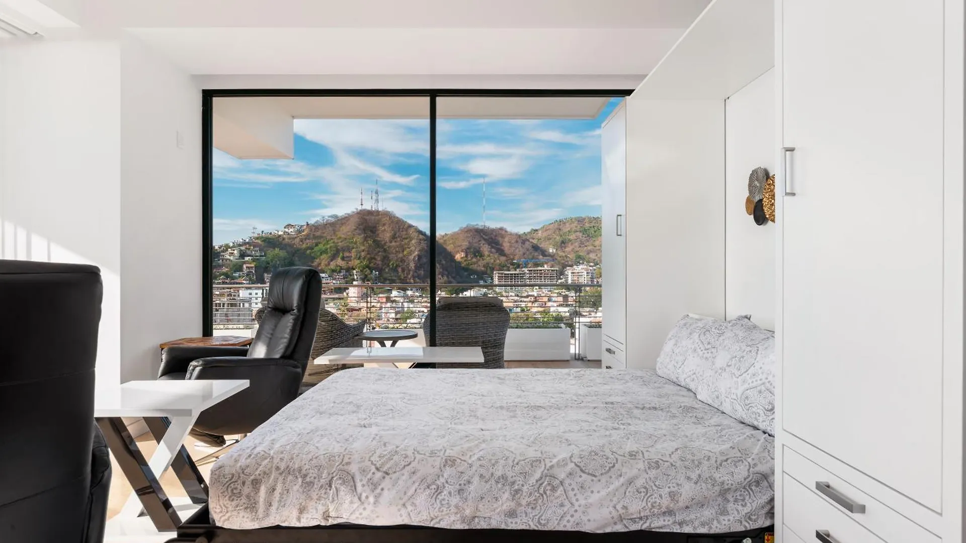 Maxwell Residences Romantic Zone Puerto Vallarta Hotel