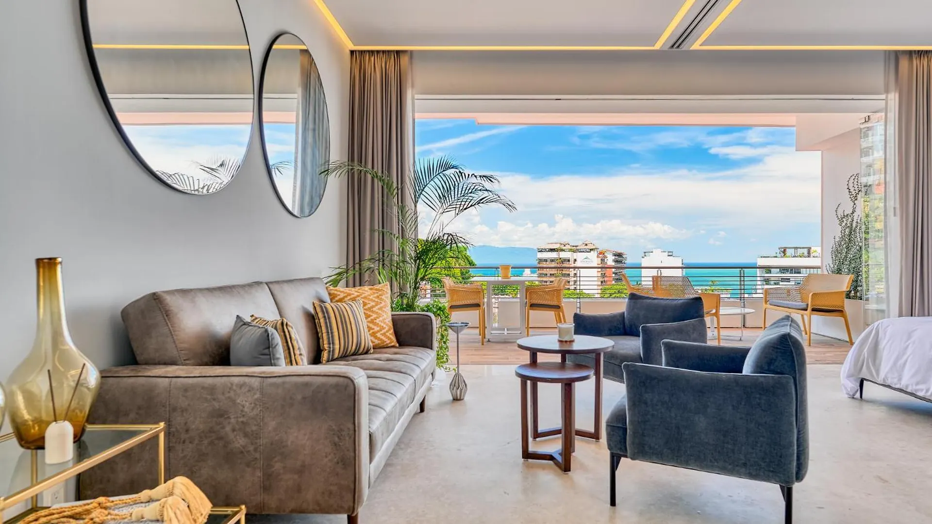 Maxwell Residences Romantic Zone Puerto Vallarta 4*,  Mexico