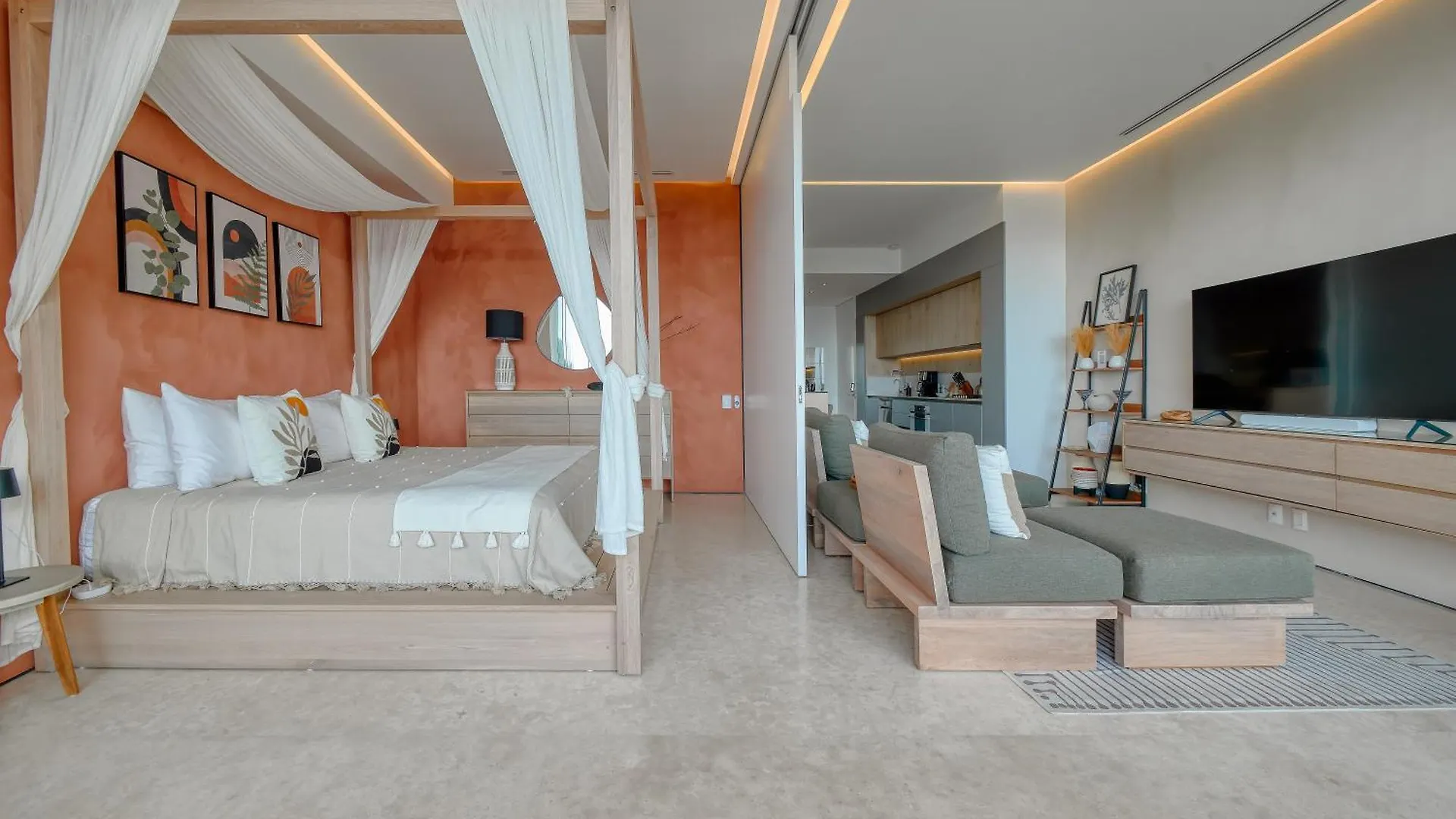 Maxwell Residences Romantic Zone Puerto Vallarta México