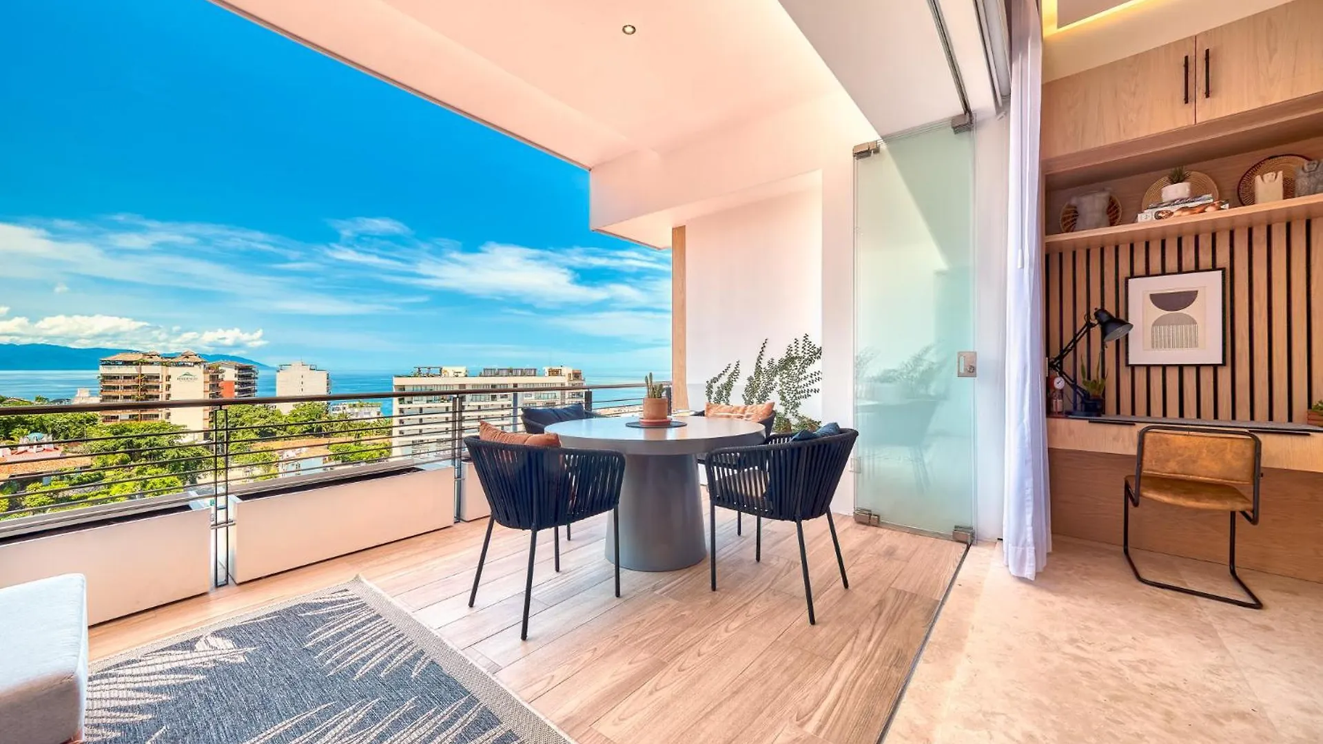 Maxwell Residences Romantic Zone Puerto Vallarta Hotel